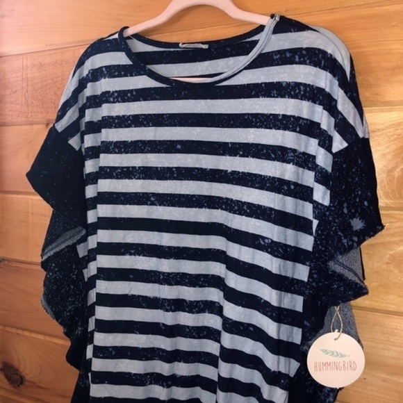 NWT Hummingbird Acid Wash Oversized Top - Picture 5 of 6